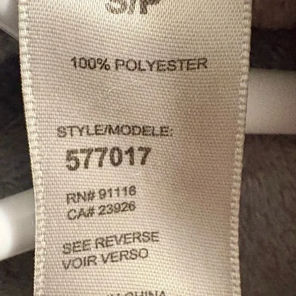 Cozy Textured Robe in Gray - Picture 6 of 7